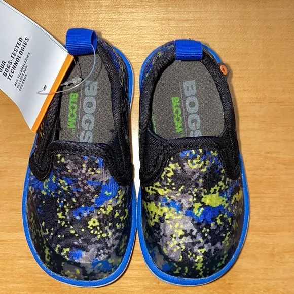 🆕 NWT/NIB Toddler Bogs Kicker Micro Camo Slip-On Sneaker