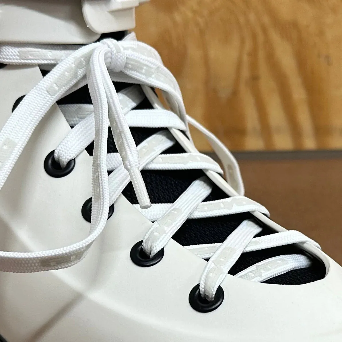 50/50 laces - white/grey