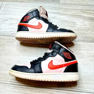 AIR JORDAN 1 Mid GS Crimson &amp; Pink Size 3.5