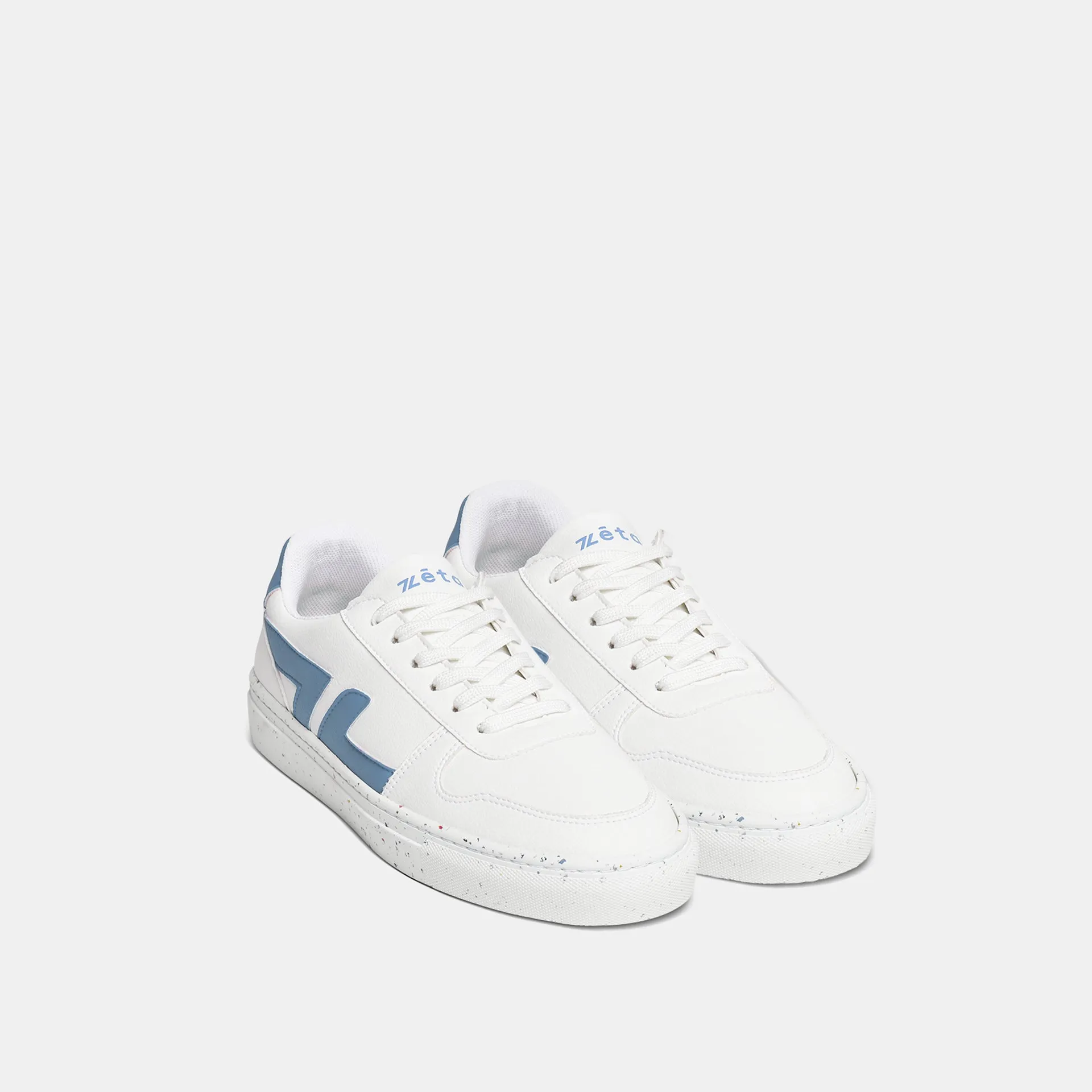 Alpha Sneakers White / Azul