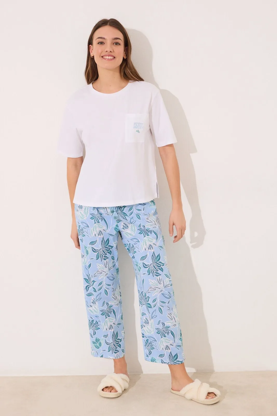 Capri pyjamas 100% cotton with floral print - Ivory