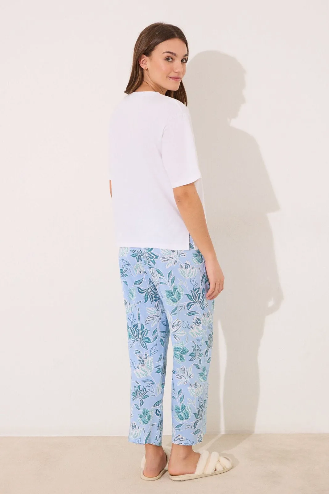 Capri pyjamas 100% cotton with floral print - Ivory
