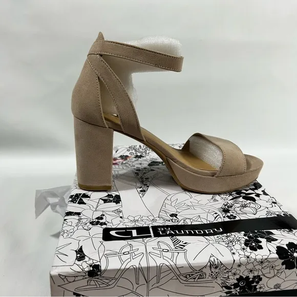 CL By Laundry - Women's Go On 2  Nude Super Suede Sandal - Size 6.5 M