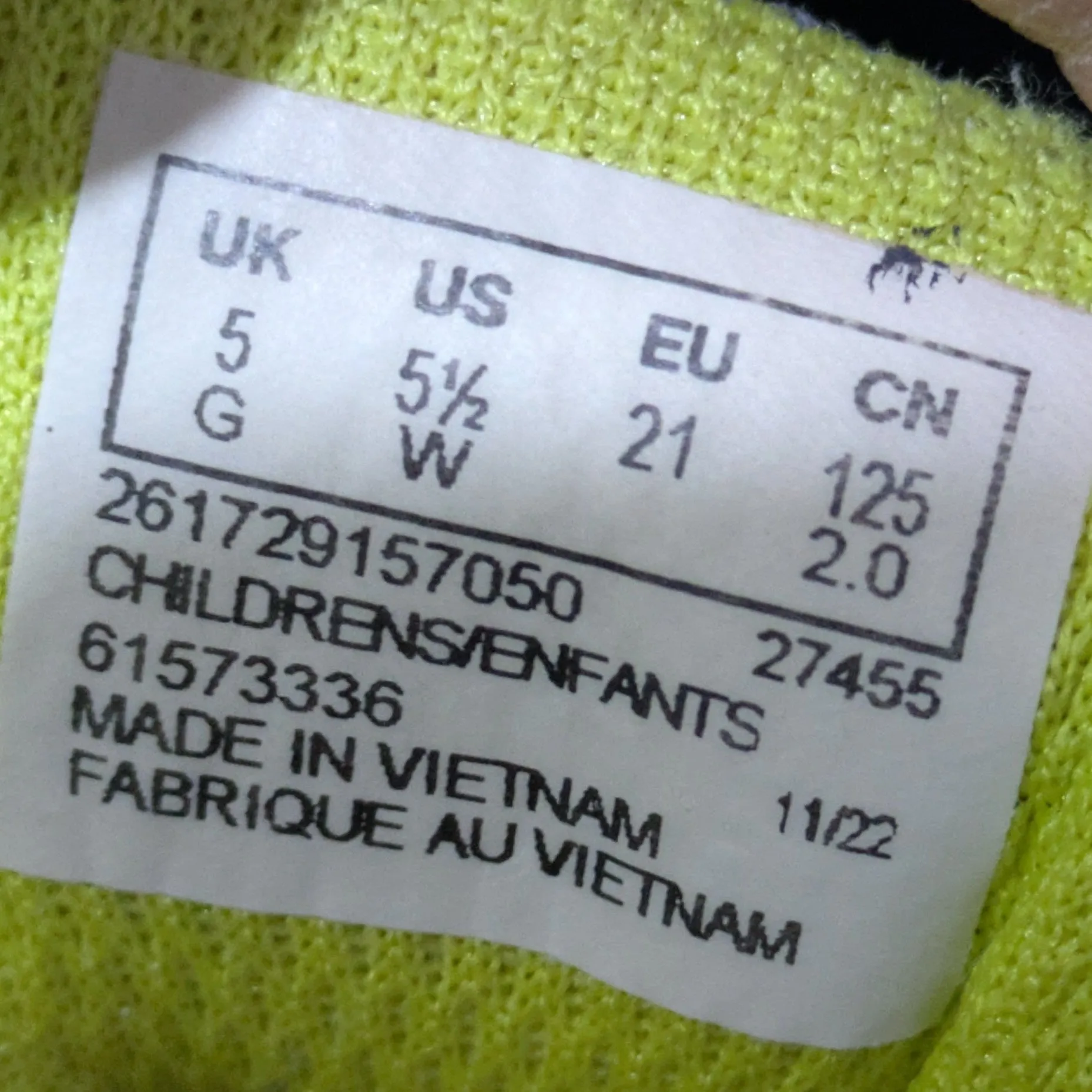 Clarks Boys ATH YELL T Blue Combi Velcro Shoe (Kids F Fit) Size UK 5 / EU 21 / US 5.5