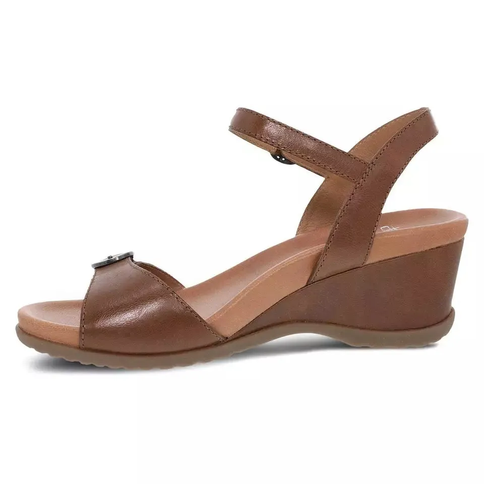 Dansko Women's Arielle Tan Glazed Kid Leather 1613151200