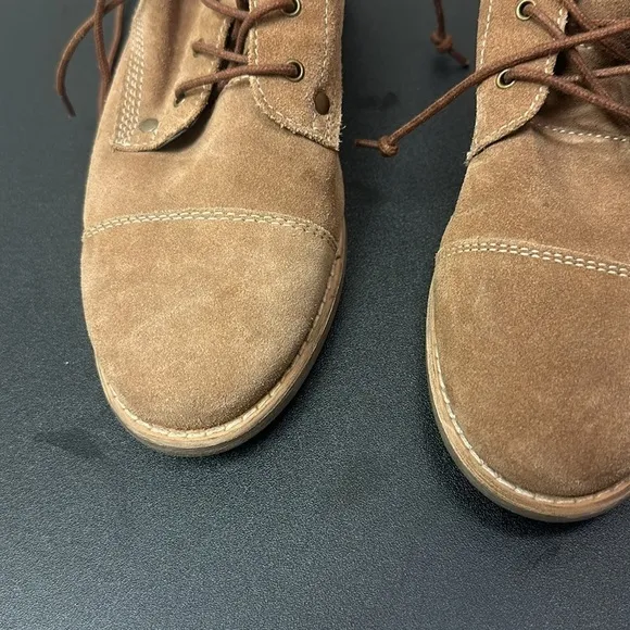 Diba Suade shoes size 9.5