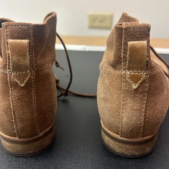 Diba Suade shoes size 9.5