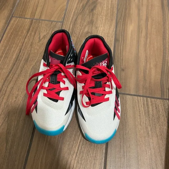 D.O.B. Donovan Mitchell Spider-Man adidas sneakers size 1. Brand new