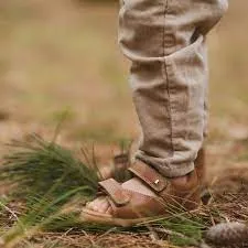 Driftwood Caramel Sandals | Bobux