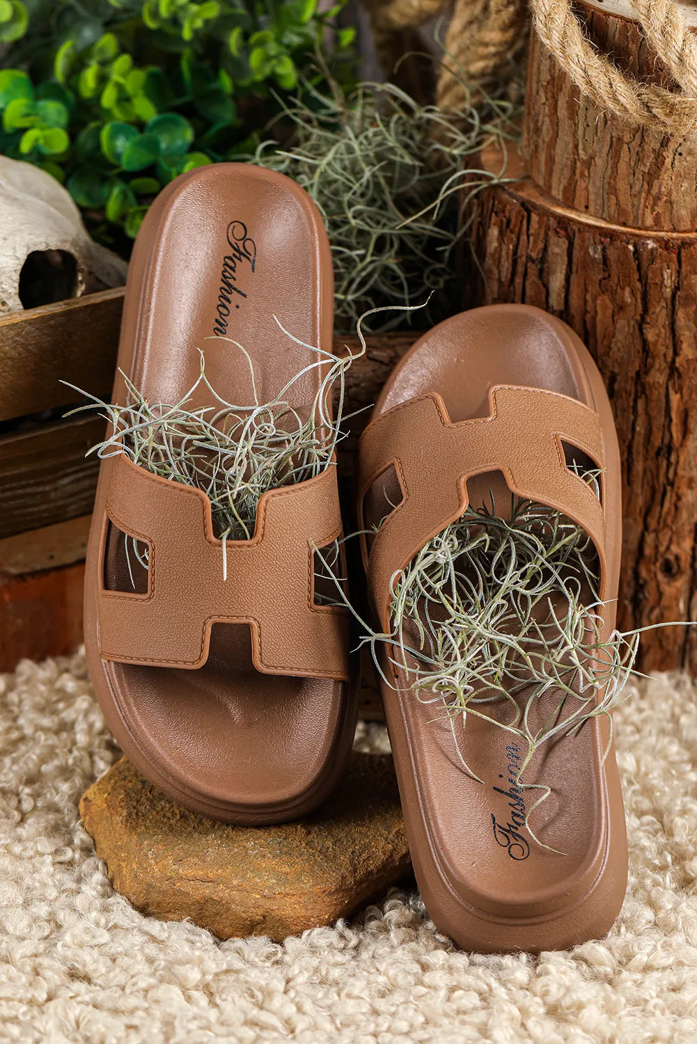 Eira | Slippers