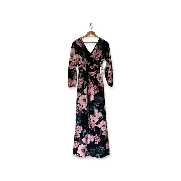 𝅺Floral-Print Maxi Dress