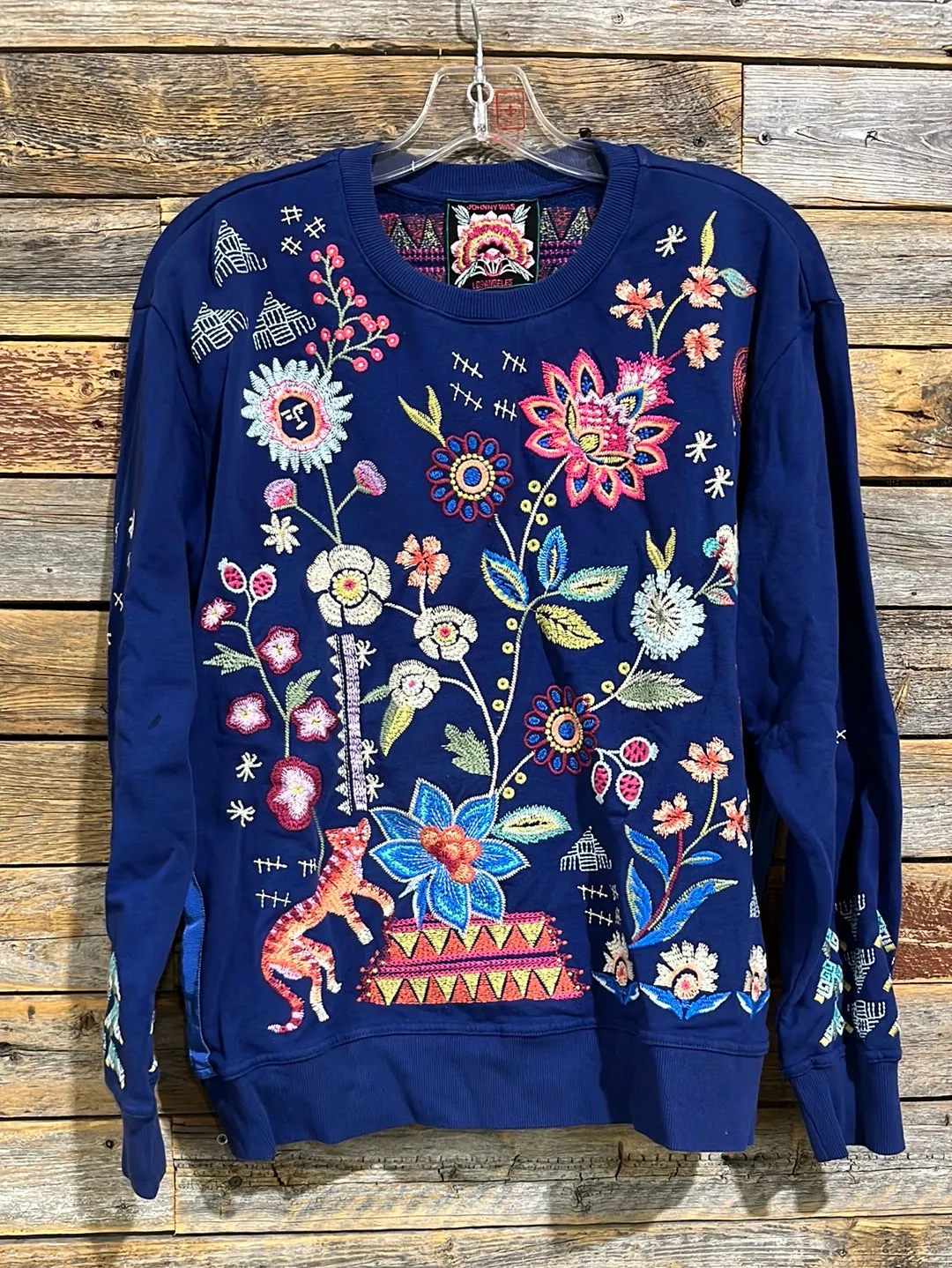 Griffin Ribbon Sweatshirt