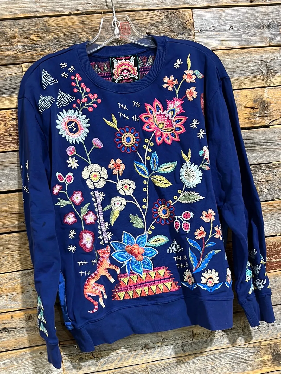 Griffin Ribbon Sweatshirt