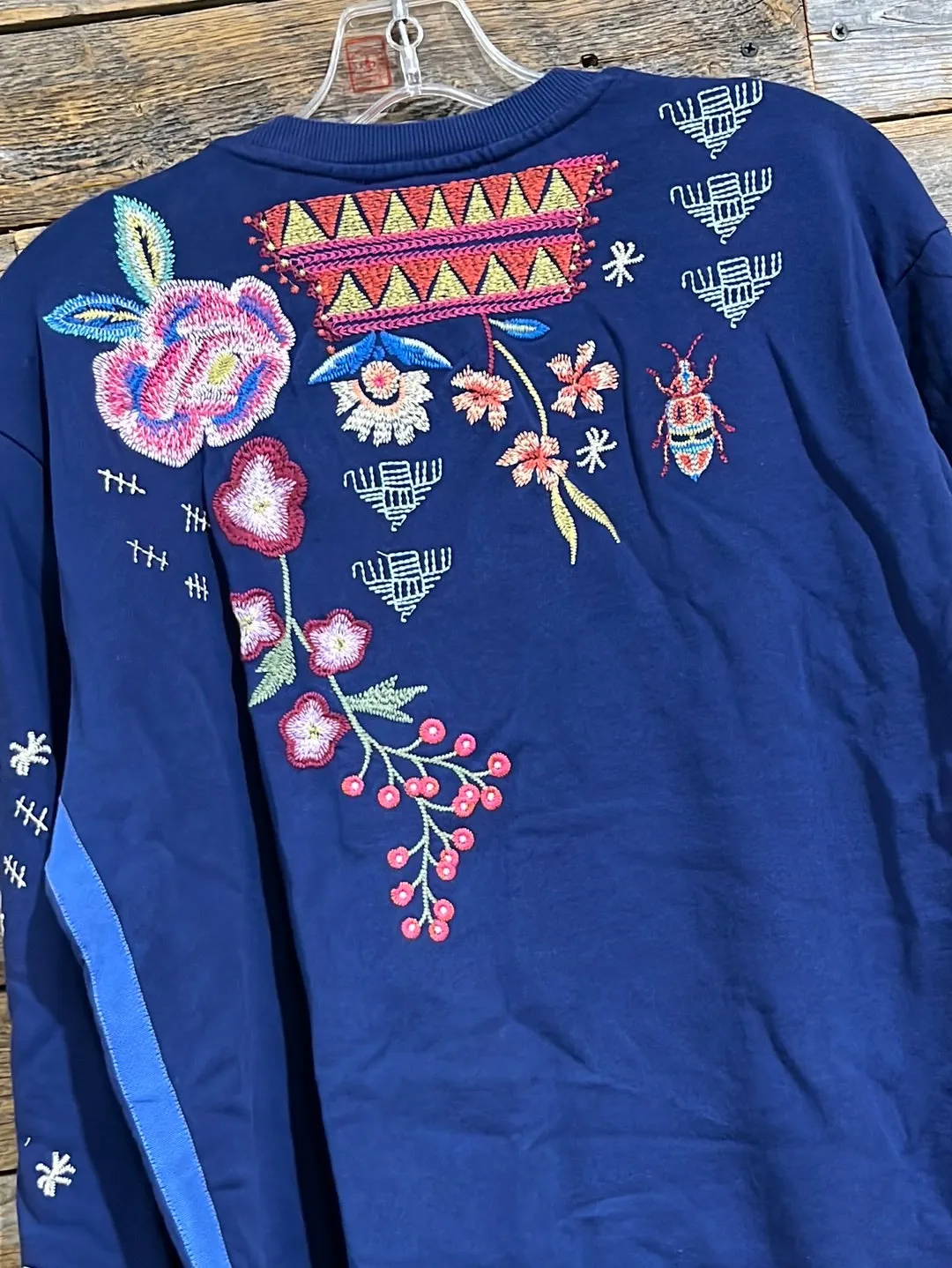 Griffin Ribbon Sweatshirt