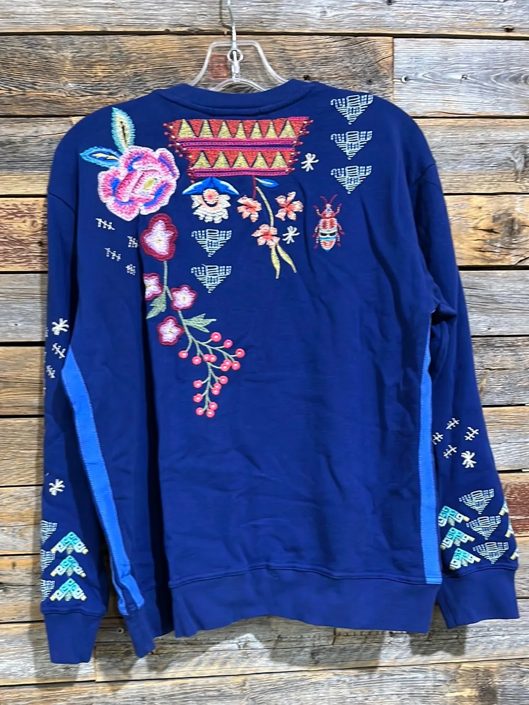 Griffin Ribbon Sweatshirt