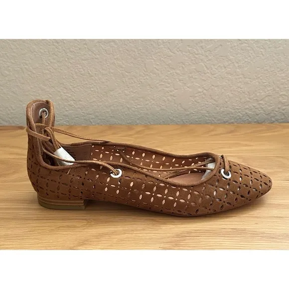 Halogen Cognac Suede Flat