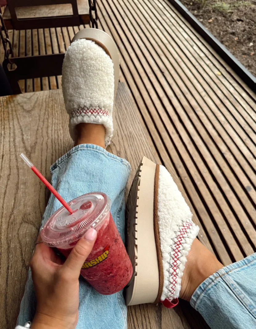 Holiday Spice Sherpa Platform Slippers