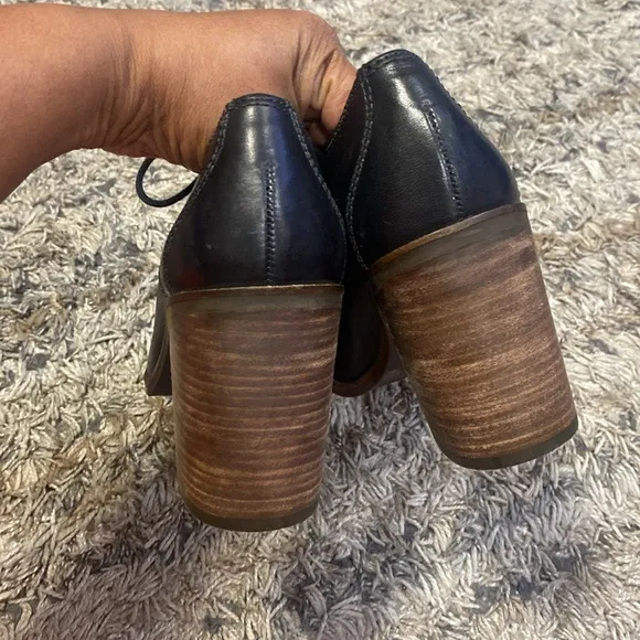 Lucky Brand Maisie black leather block heel lace up Oxford women’s shoe sz 7.5