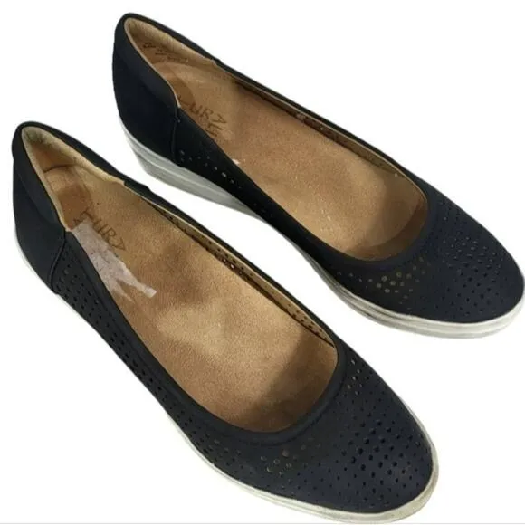Naturalizer Sam Slip-on Wedge Shoes Black 8.5
