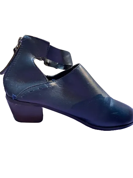 Navy Blue Ankle Strap Zippered Shoe