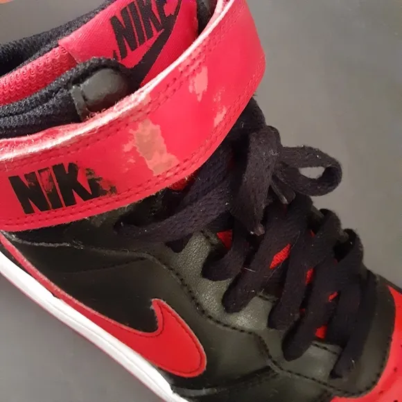 NIKE COURT BOROUGH MID 2, Mid top, Size Unisex 4Y.