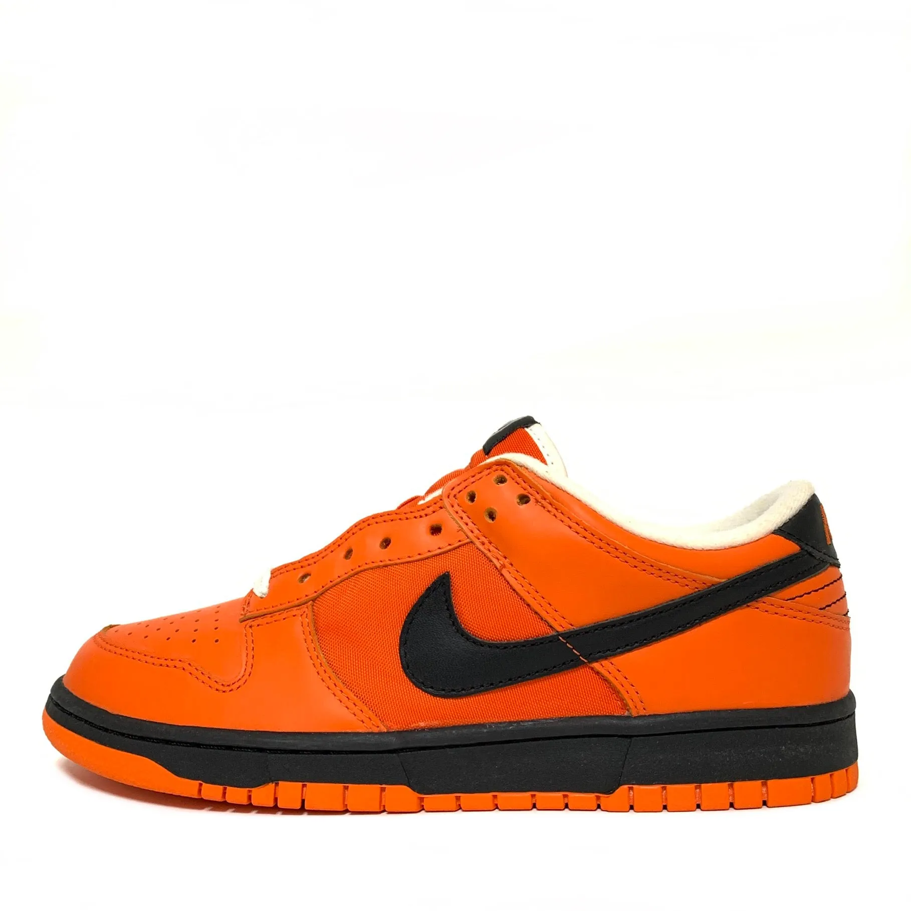NIKE DUNK LOW HOLLAND