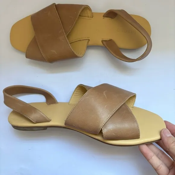 Nisolo All-Day Cross Strap Sandal In Almond Sz 9