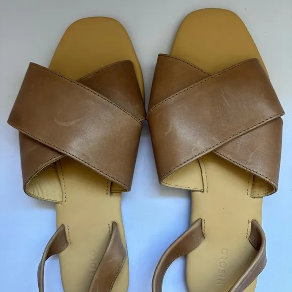 Nisolo All-Day Cross Strap Sandal In Almond Sz 9