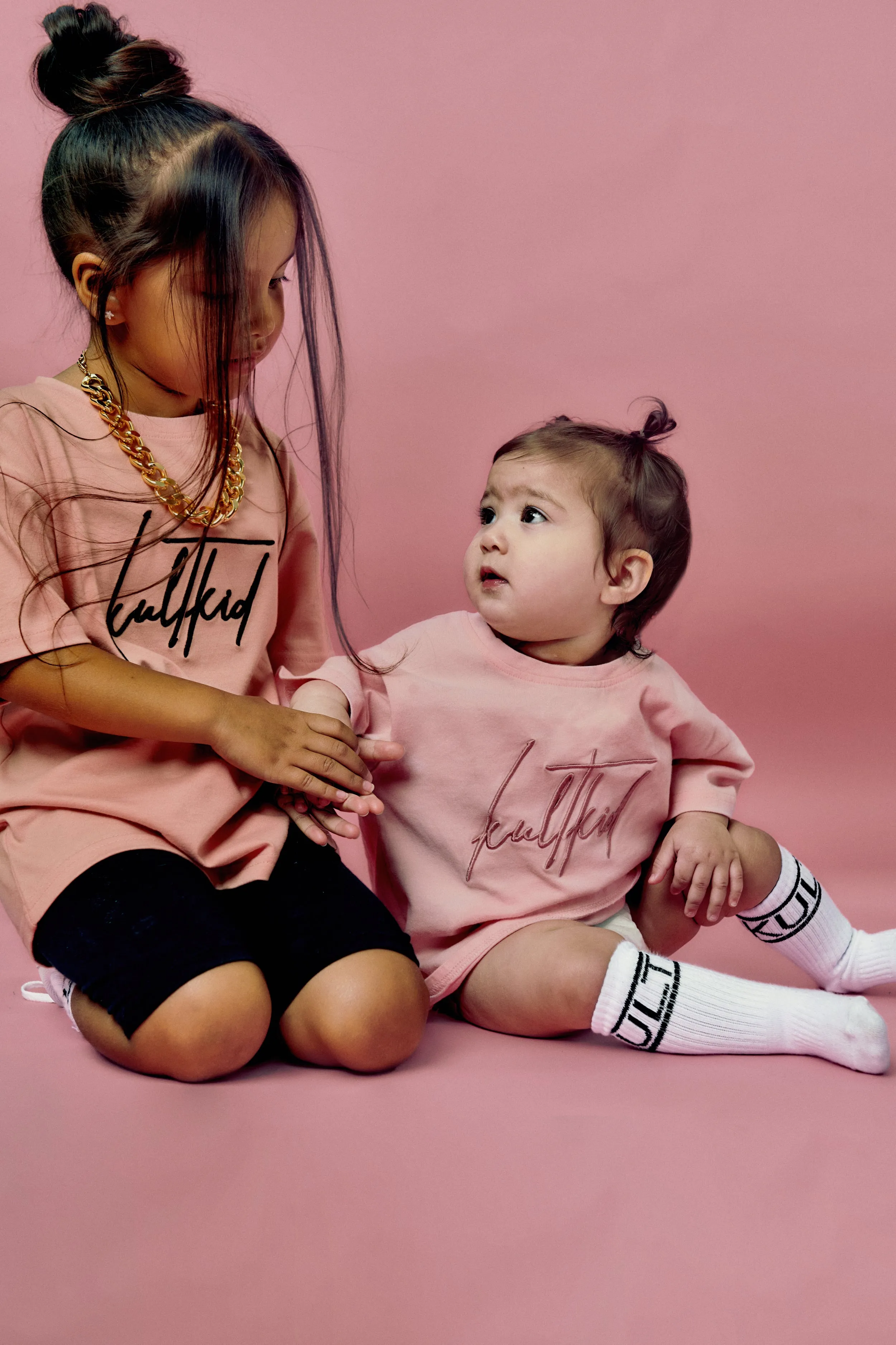 Oversized Kult Signature Logo Tshirt in Pastel Pink