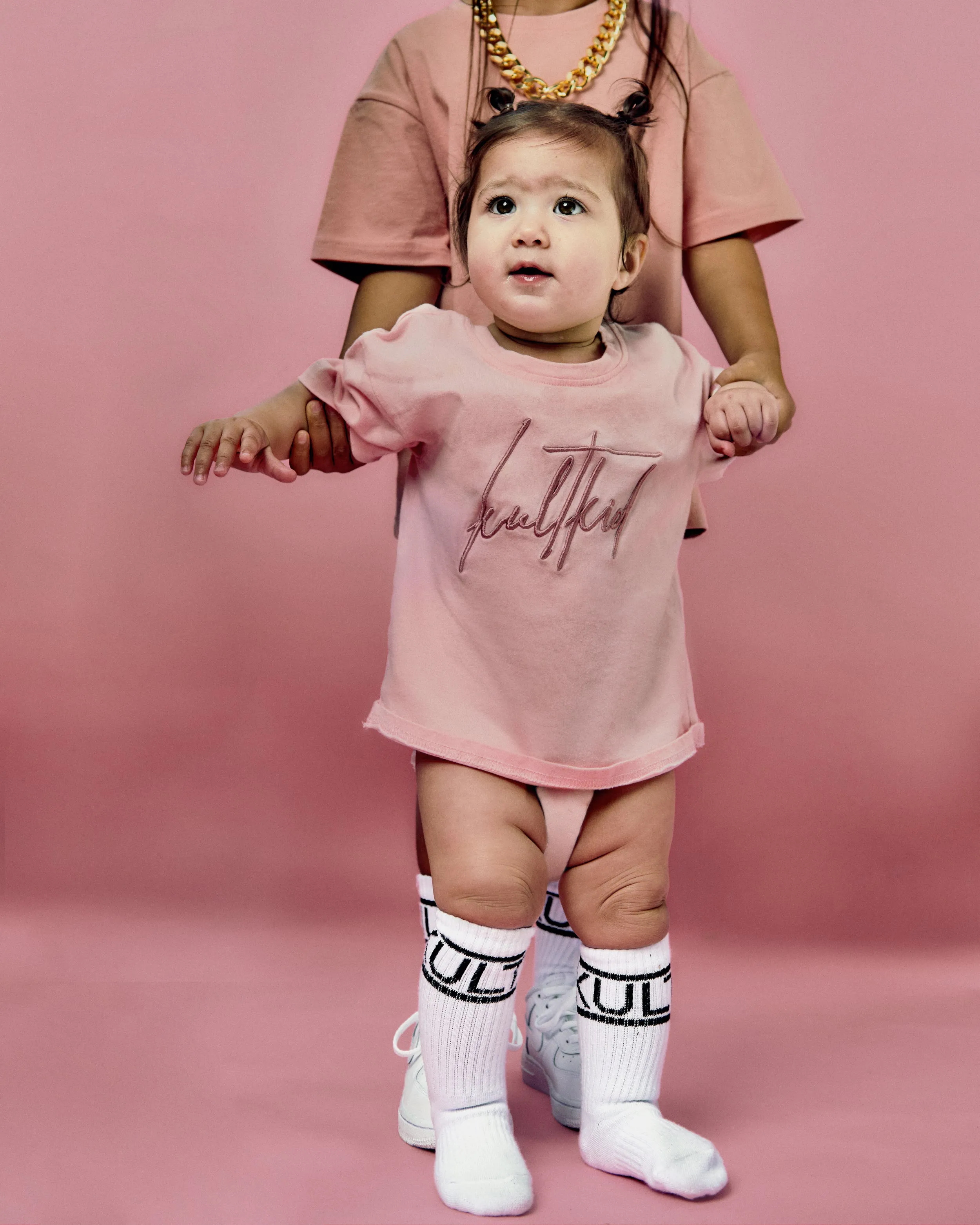 Oversized Kult Signature Logo Tshirt in Pastel Pink