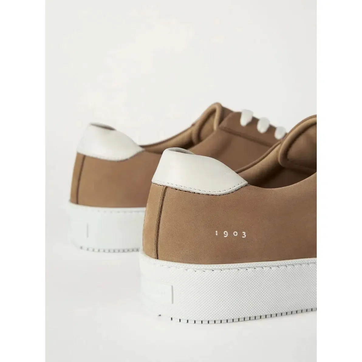 SALAS NUBUCK SNEAKER