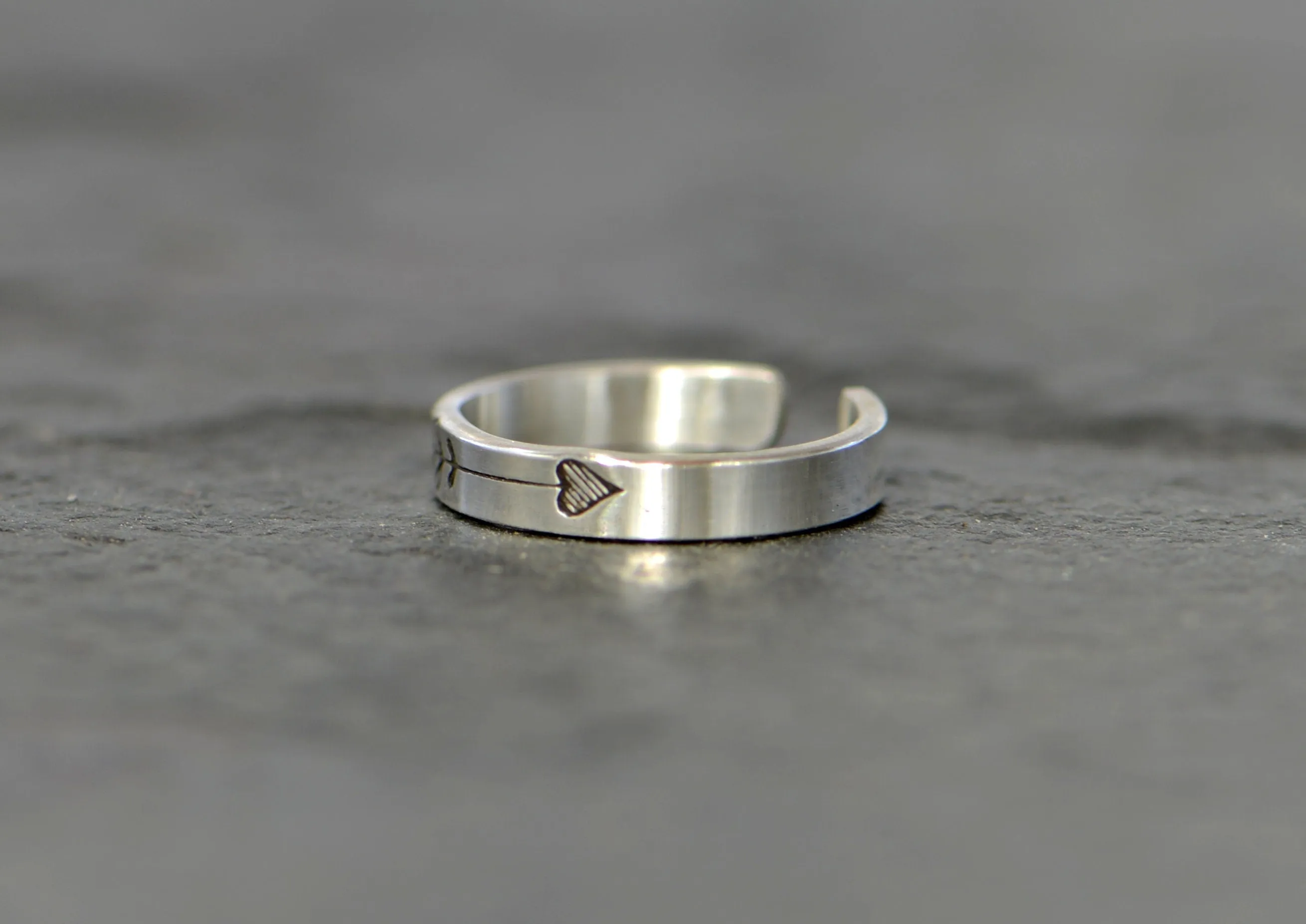 Sterling silver toe ring with small heart arrow