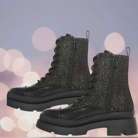 STEVE MADDEN  Kids' JKrissen Glitter Stud Combat Boot