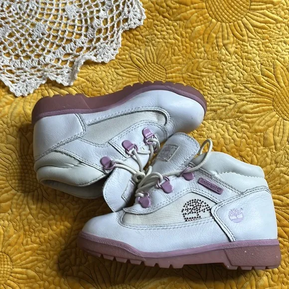 Timberland  big kid White and pink leather boot
