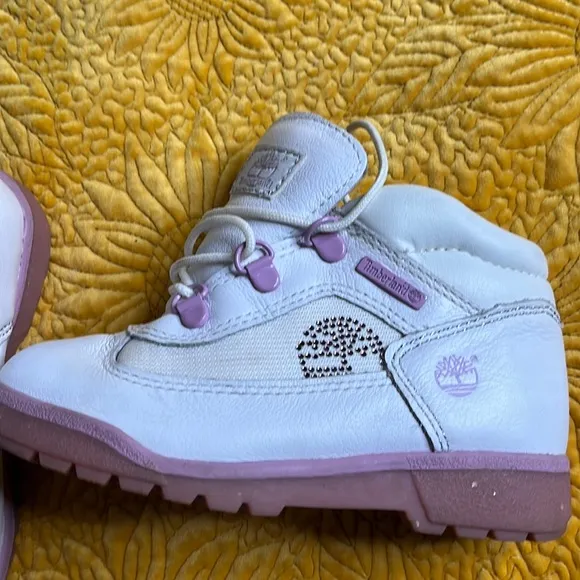 Timberland  big kid White and pink leather boot