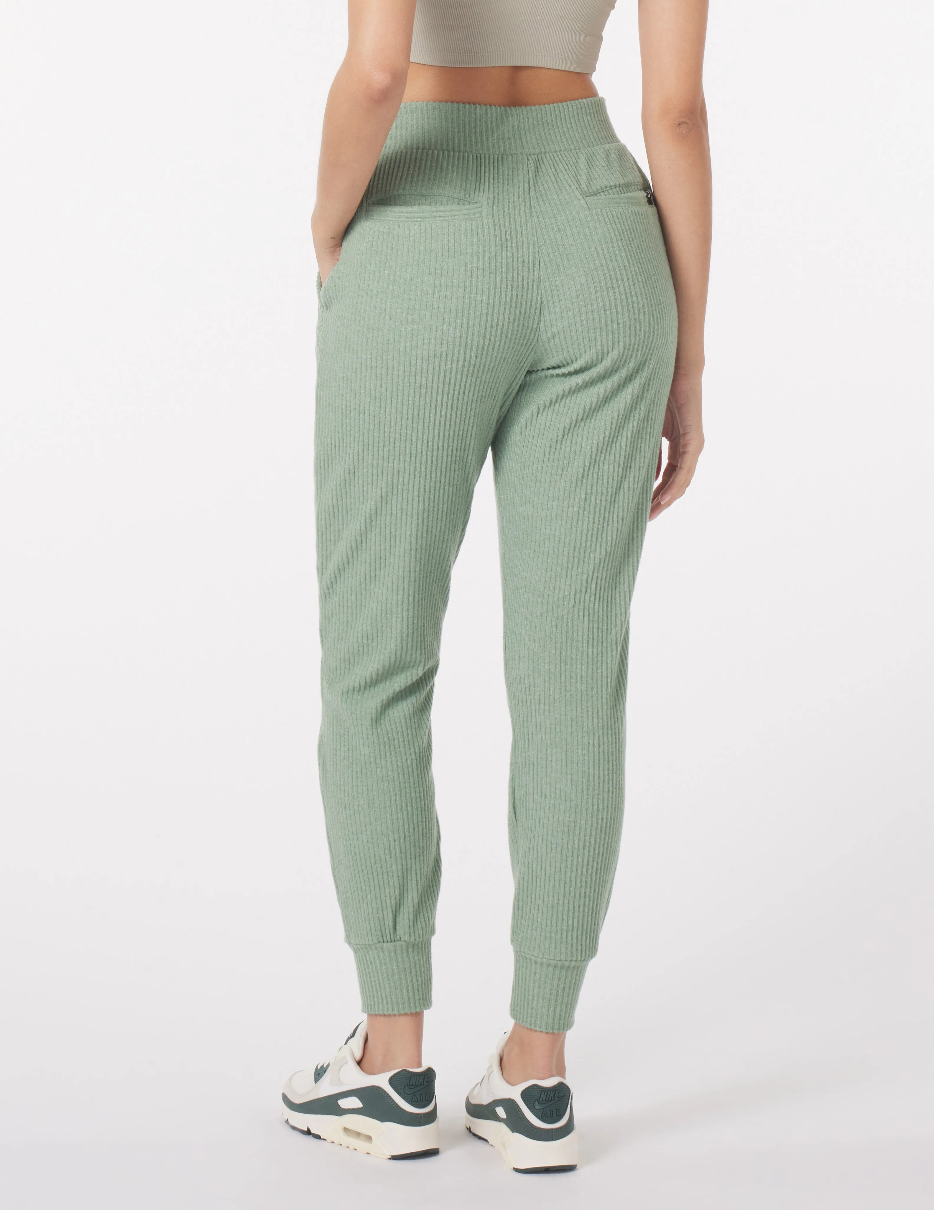 Valley 7/8 Jogger: Sage